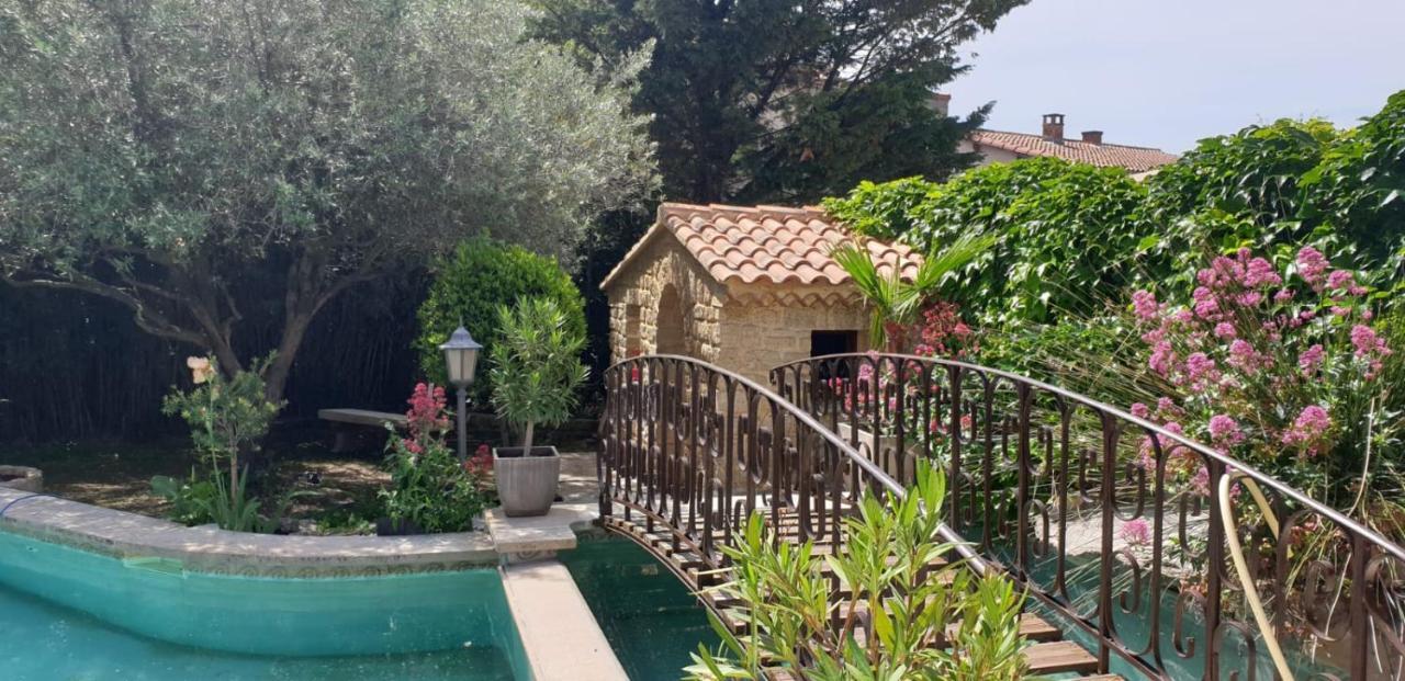 Villa Solary Le Pontet  Exteriör bild